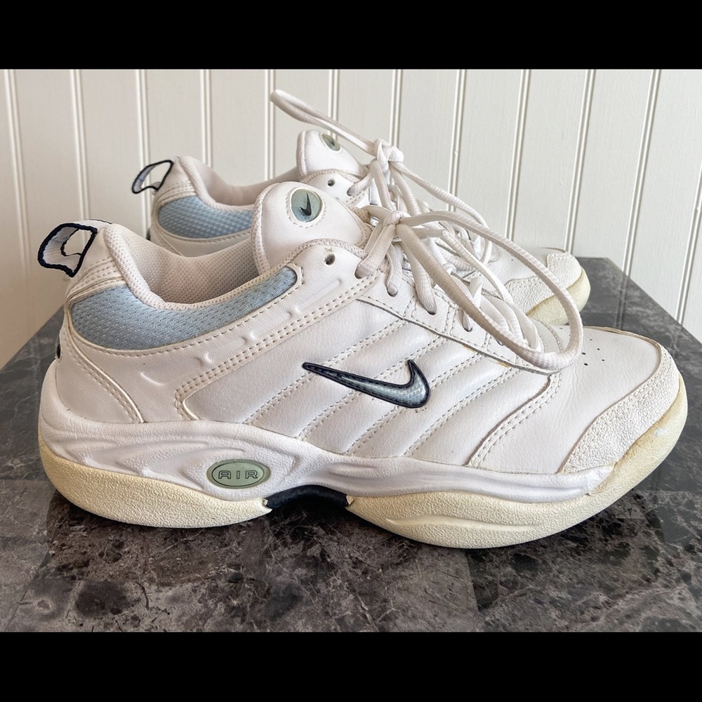 Vintage Nike Air Sneakers